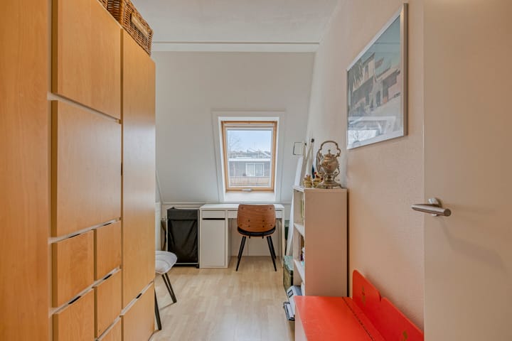 Photo 28 of Eduard van Beinumstraat 2