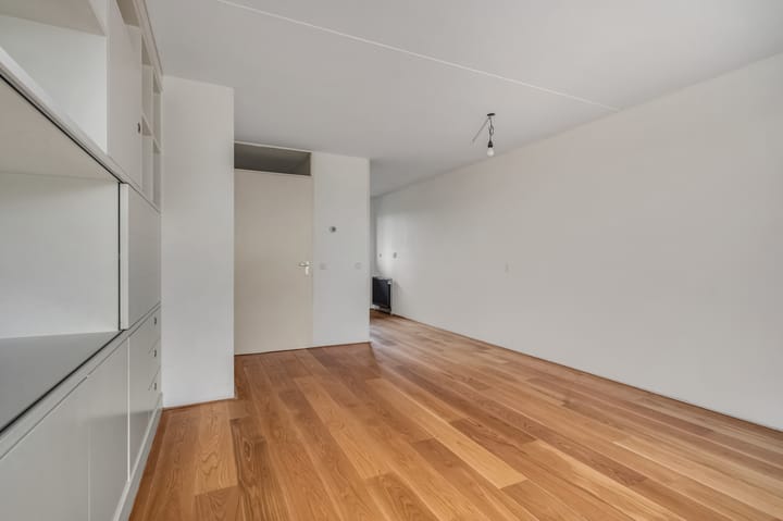 Photo 10 of Veenderweg 35-A