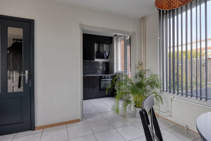 Photo 17 of Generaal Marshallweg 63