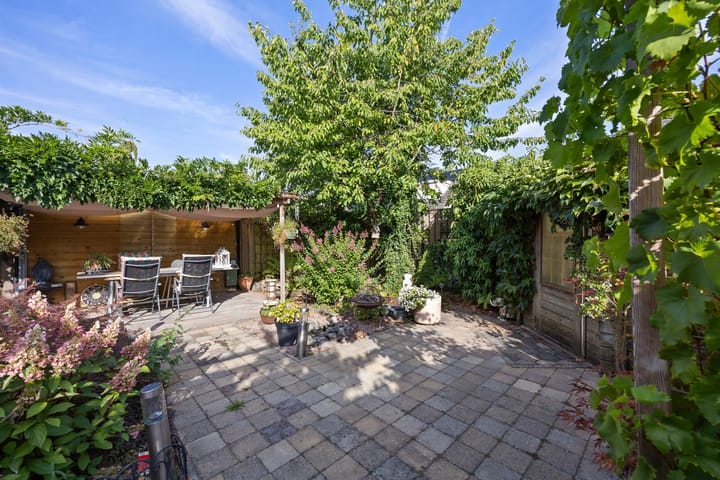 Photo 4 of Regent Smitsstraat 17