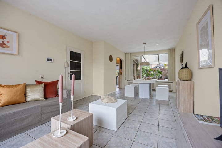 Photo 10 of Regent Smitsstraat 17