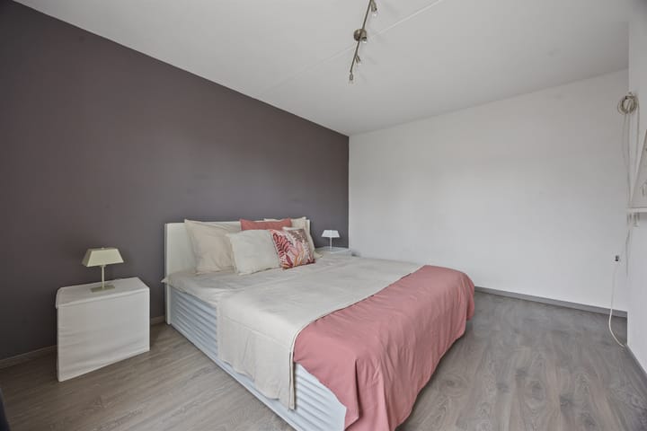 Photo 24 of Regent Smitsstraat 17