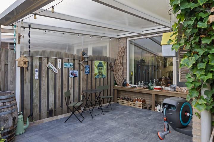 Photo 38 of Regent Smitsstraat 17