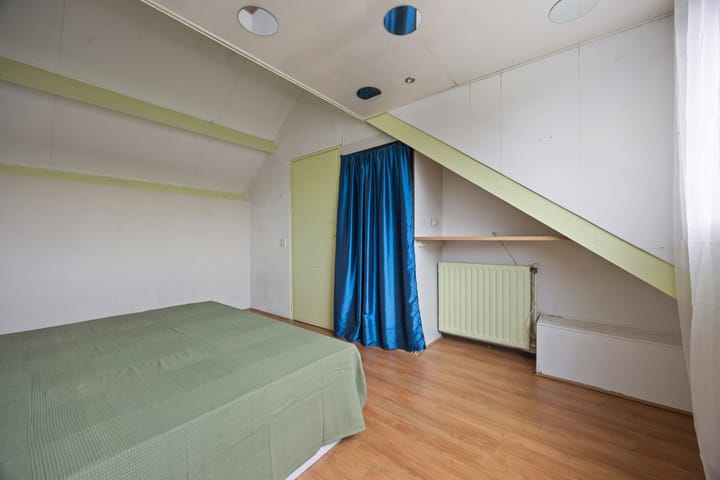 Photo 37 of Regent Smitsstraat 17