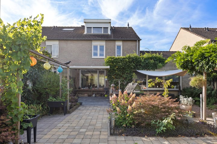 Photo 49 of Regent Smitsstraat 17