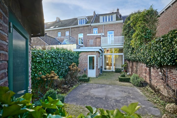 Foto 3 van Graaf van Waldeckstraat 15