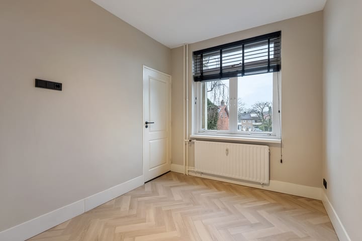 Photo 16 of Diependaalselaan 420