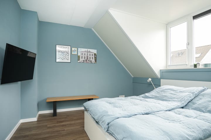 Photo 24 of Pr van Oranjestraat 11