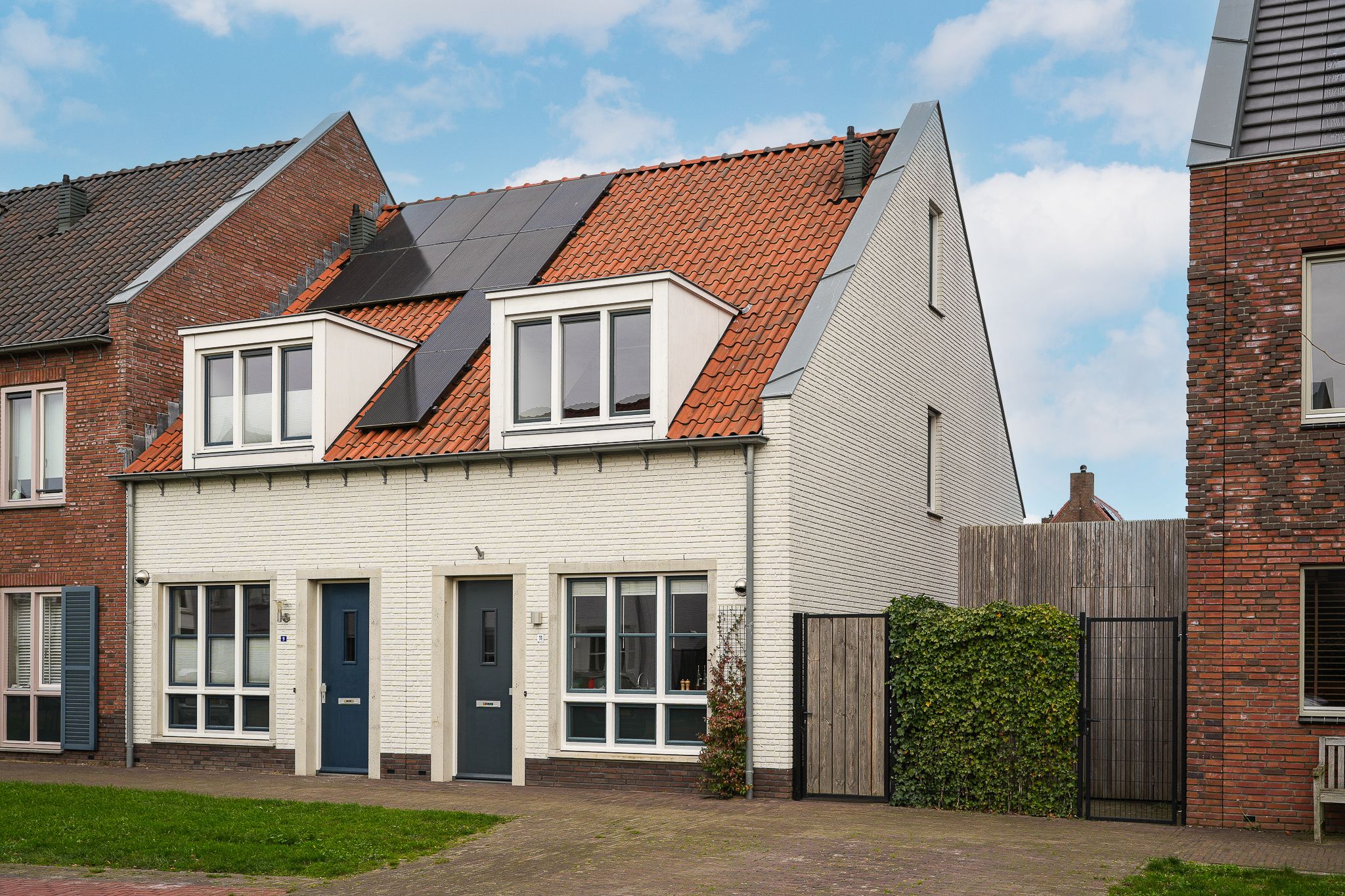 Photo 9 of Pr van Oranjestraat 11