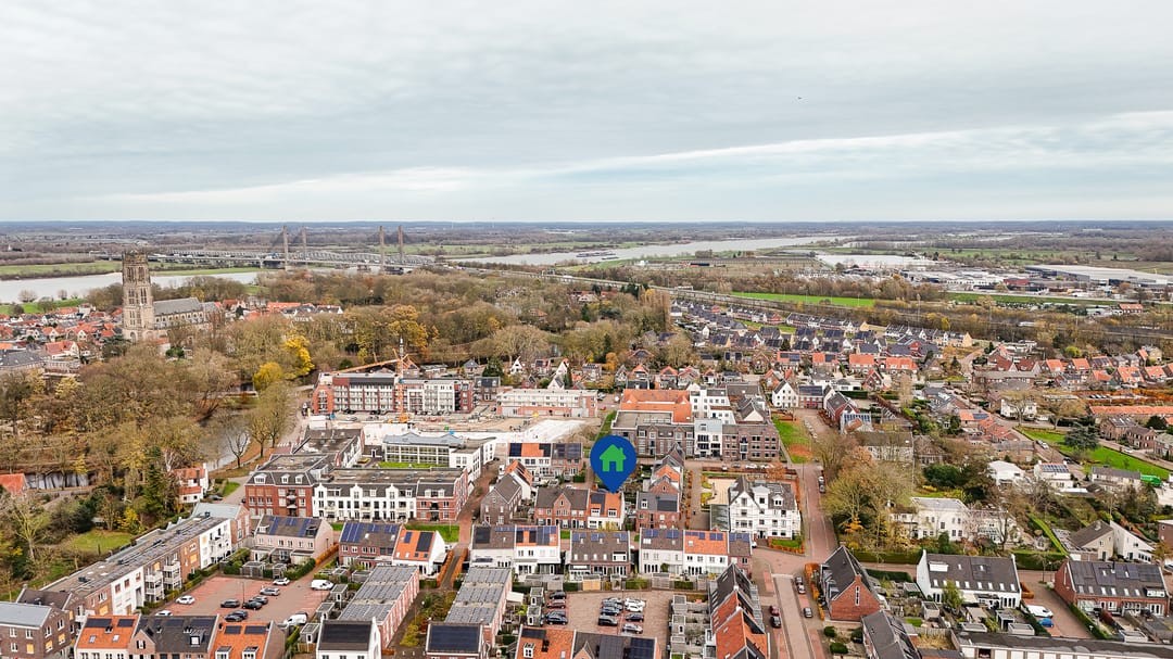 Photo 43 of Pr van Oranjestraat 11