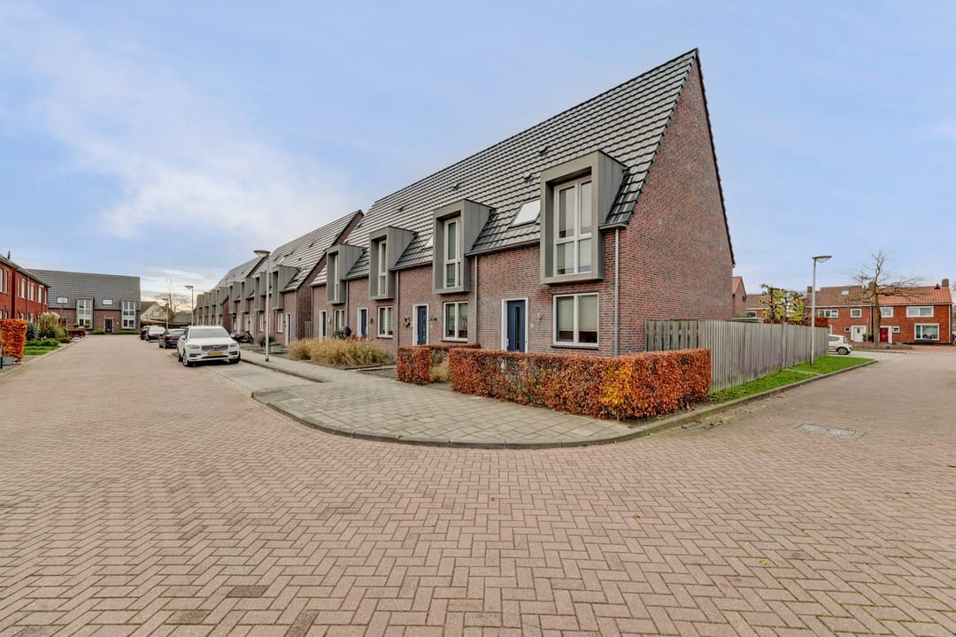 Foto 7 van Burg. Moonshof 8