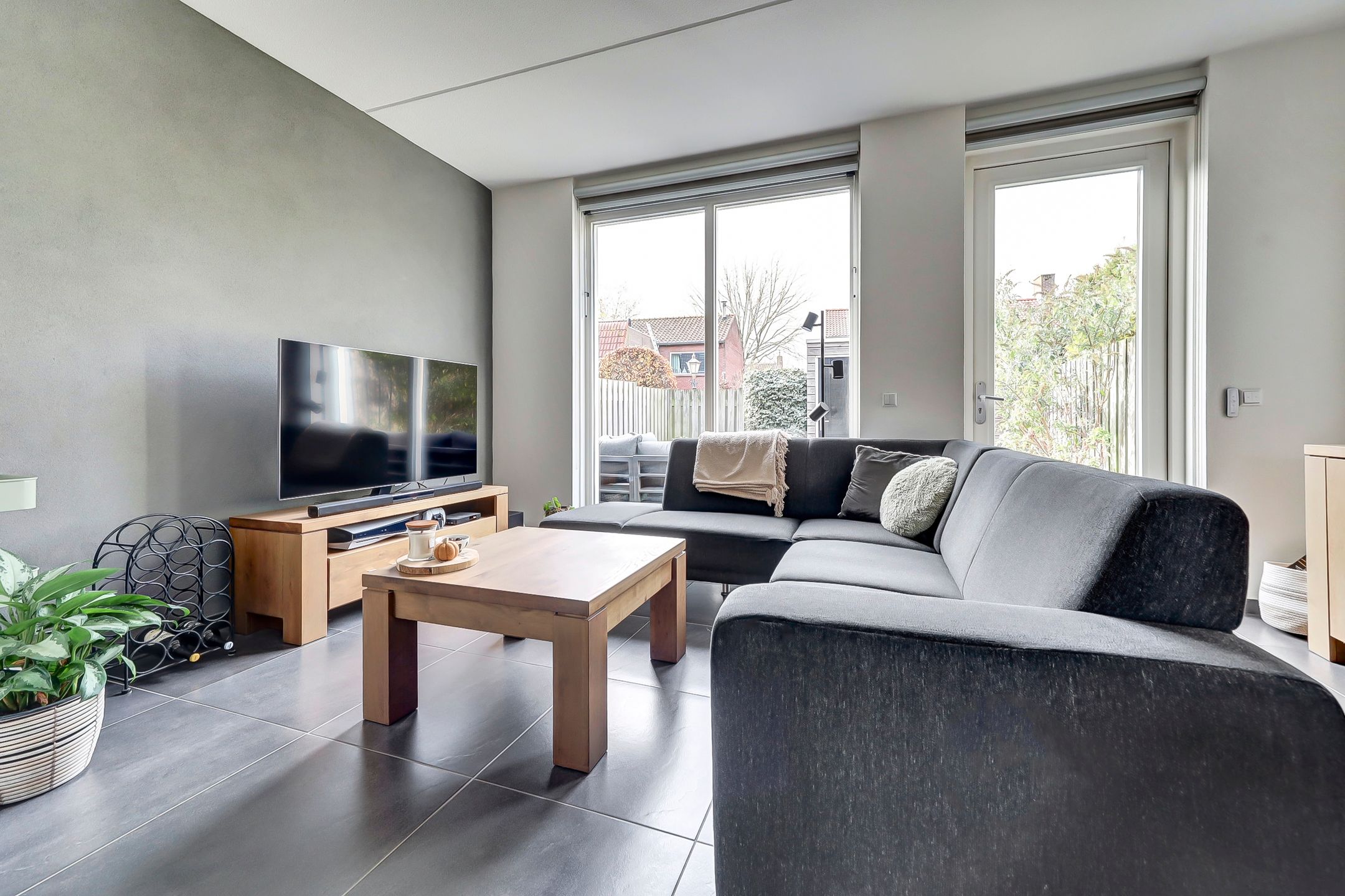 Foto 12 van Burg. Moonshof 8