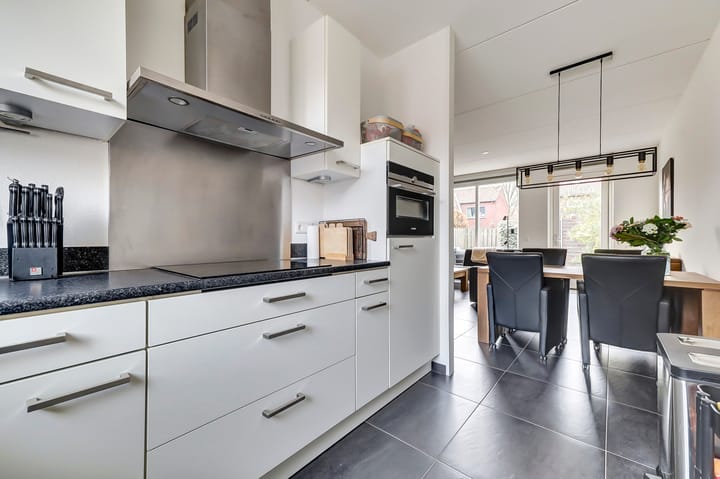 Foto 19 van Burg. Moonshof 8