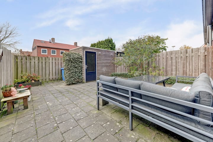 Foto 39 van Burg. Moonshof 8