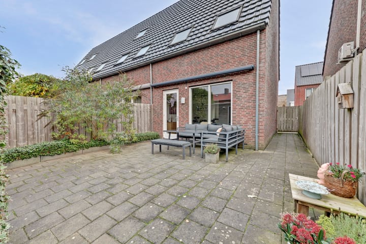 Foto 38 van Burg. Moonshof 8