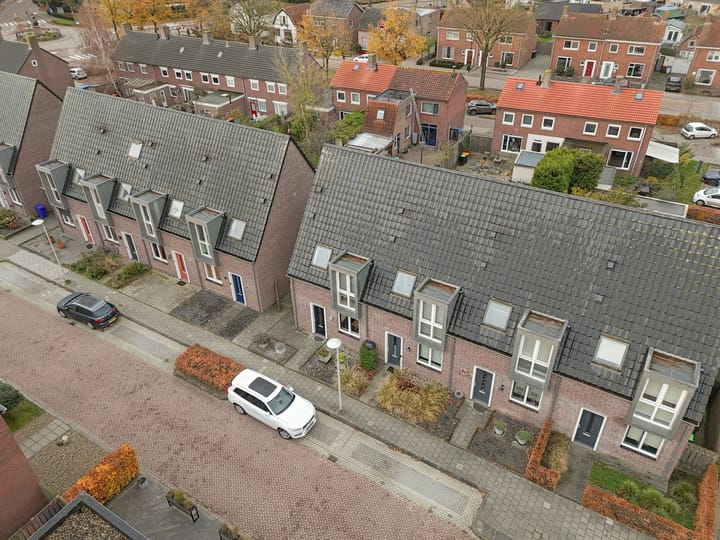 Foto 41 van Burg. Moonshof 8