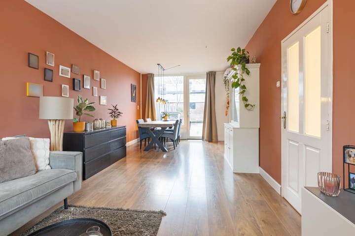 Photo 8 of Bellinistraat 193