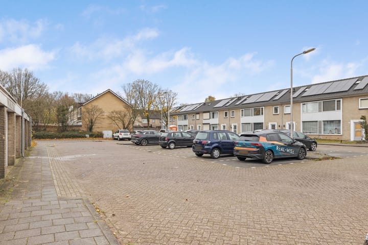 Photo 39 of Bellinistraat 193