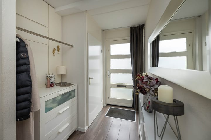 Photo 10 of Salamanderstraat 46