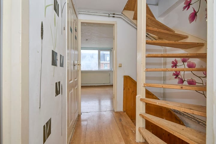 Photo 37 of Javastraat 24