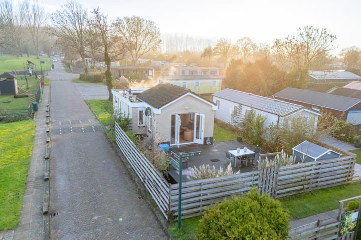 Foto 2 van Park De Horn 1-818