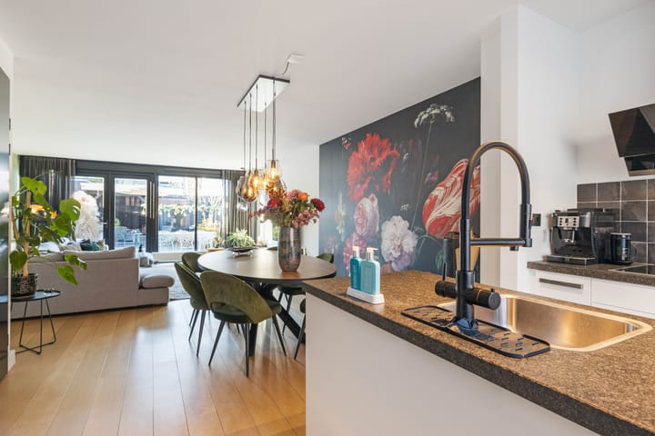 Photo 6 of Sleeuwijkerf 14