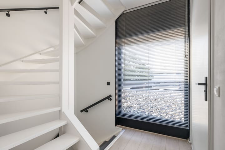 Photo 16 of Sleeuwijkerf 14