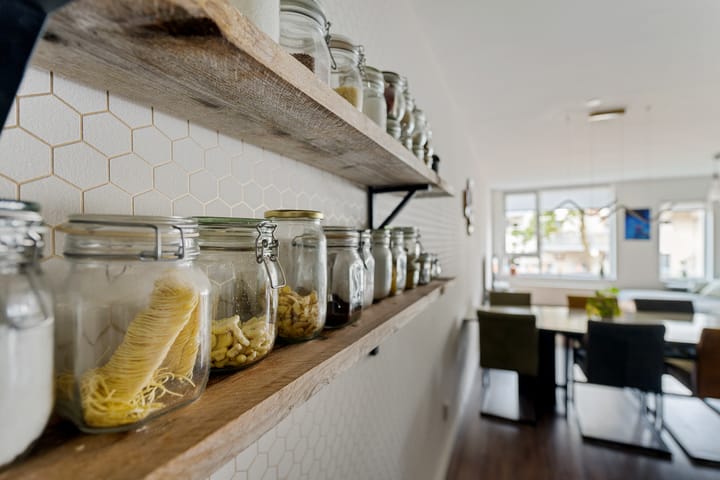 Foto 12 van Sara Burgerhartsingel 323