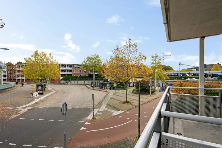 Foto 19 van Sara Burgerhartsingel 323