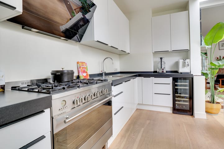 Photo 3 of Jekerstraat 25