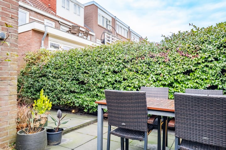 Photo 31 of Jekerstraat 25