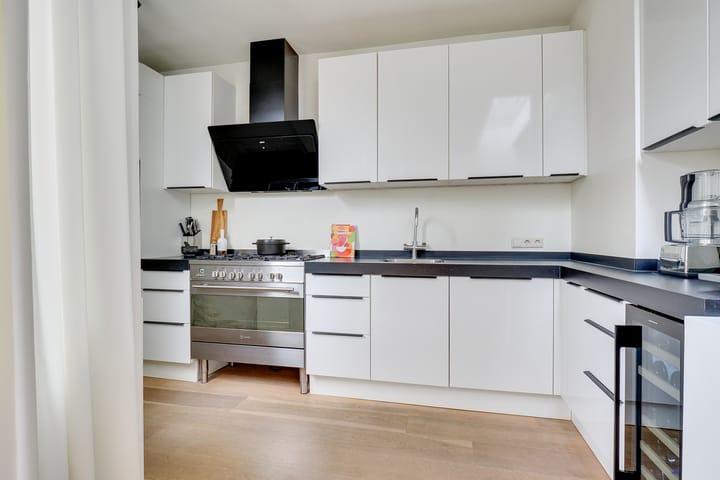 Photo 24 of Jekerstraat 25