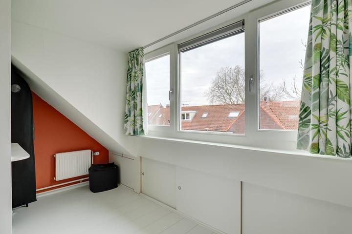 Photo 61 of Jekerstraat 25