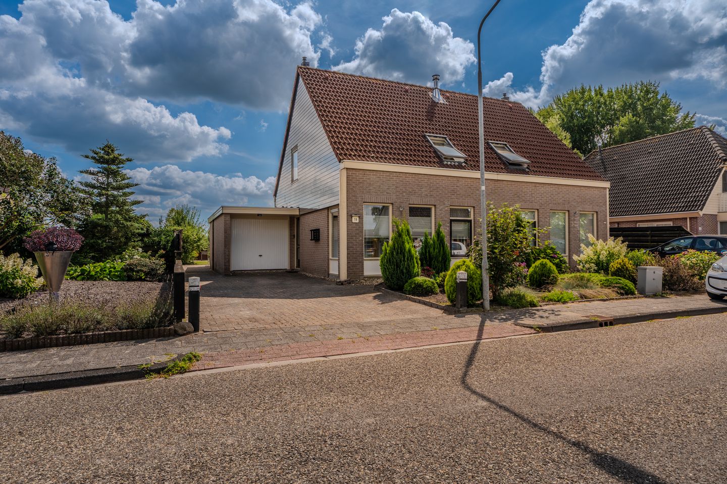 Photo 1 of W. Mettingstraat 19