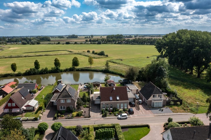 Photo 2 of W. Mettingstraat 19