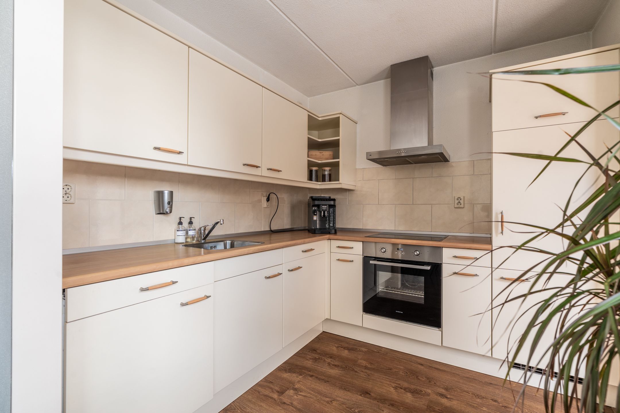 Foto 21 van W. Mettingstraat 19