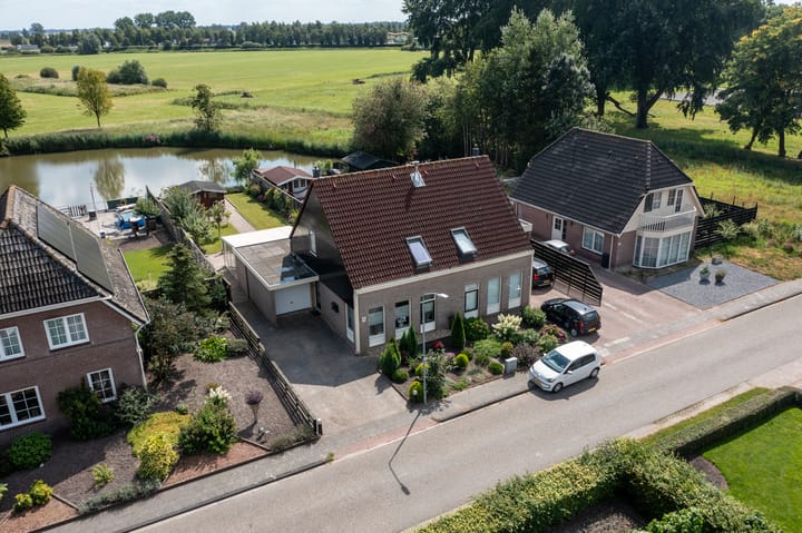 Photo 64 of W. Mettingstraat 19