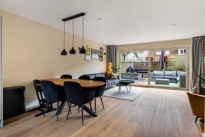 Photo 4 of Zwanenkamp 1260