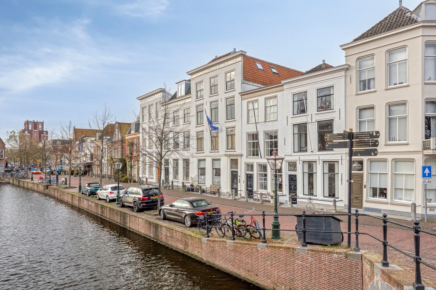 Photo 4 of Rapenburg 81-B