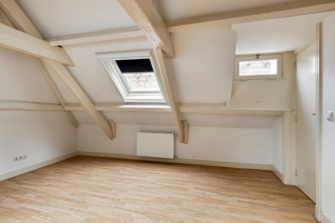 Photo 17 of Rapenburg 81-B