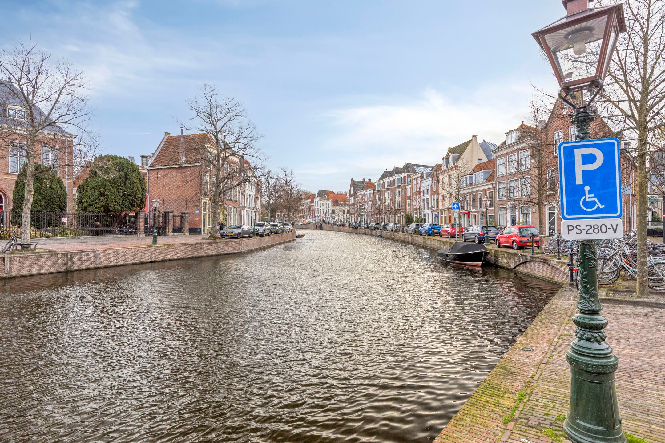 Photo 21 of Rapenburg 81-B