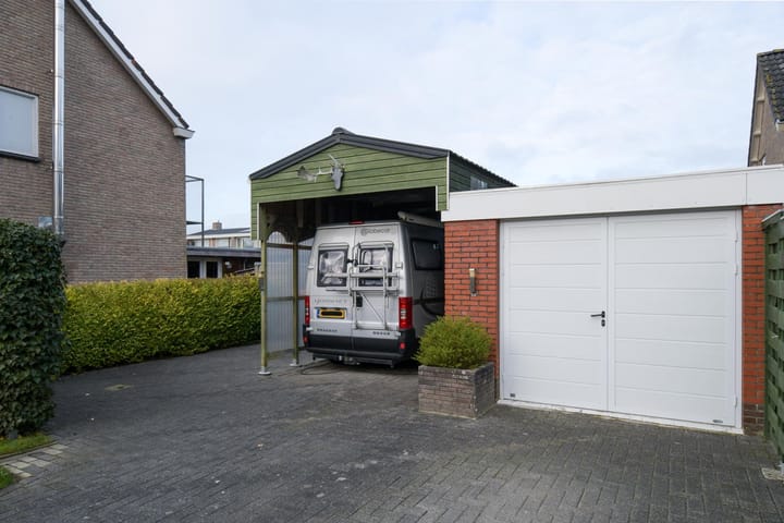 Foto 38 van Zuiderdwarsvaart 122