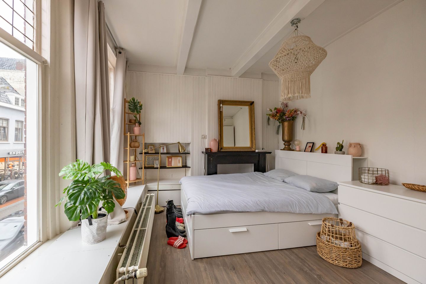 Photo 5 of Nieuwe Ebbingestraat 19-A