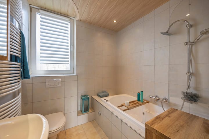 Photo 24 of Koningsplein 11