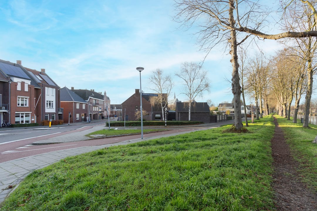 Foto 2 van Biest 128