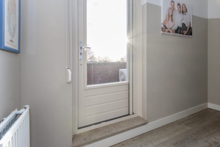 Foto 25 van Biest 128