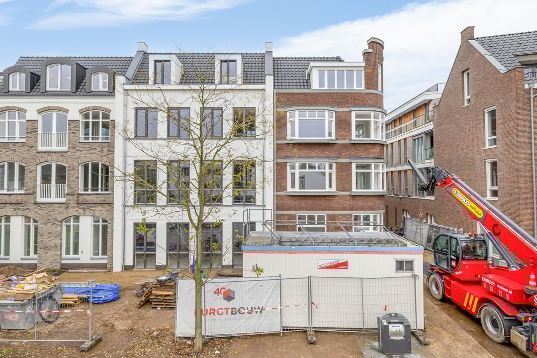 Photo 2 of Markt 10-17