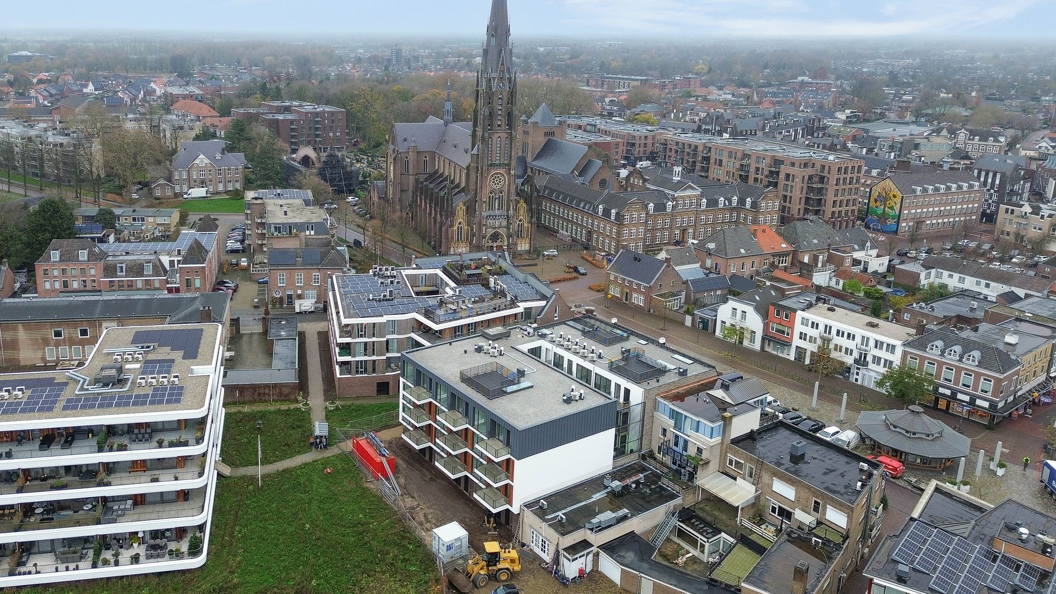 Photo 39 of Markt 10-17