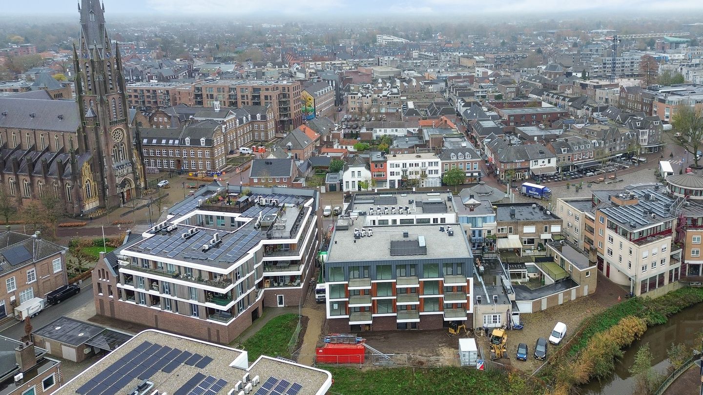 Photo 40 of Markt 10-17