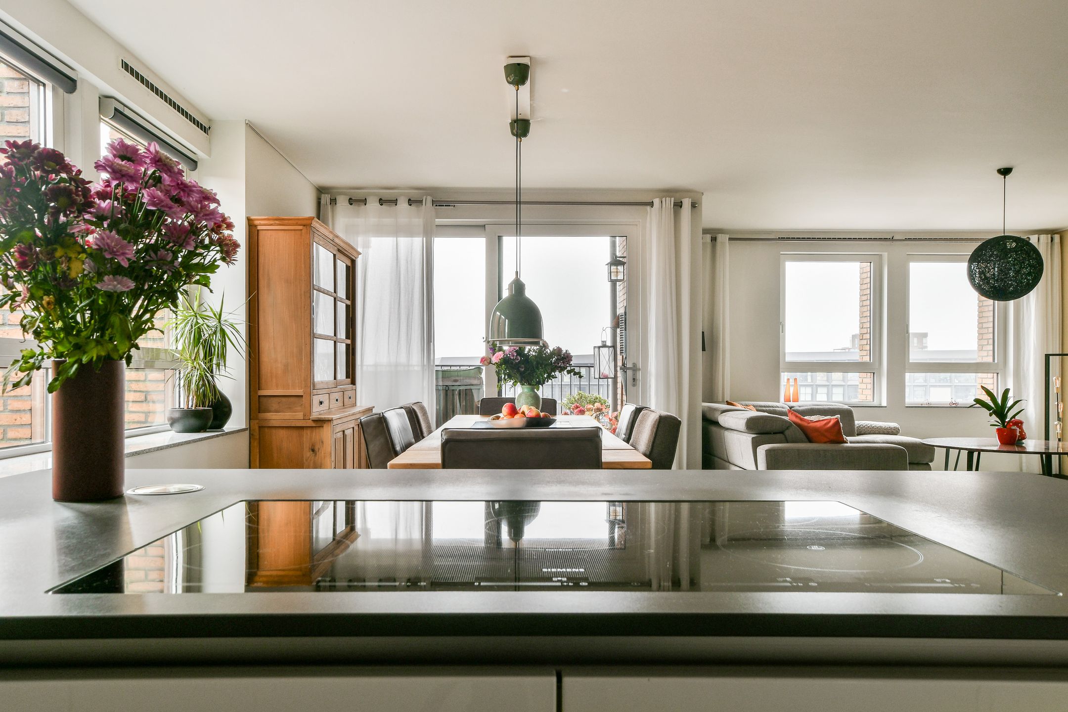 Foto 15 van Pieter Oosterhuisstraat 38